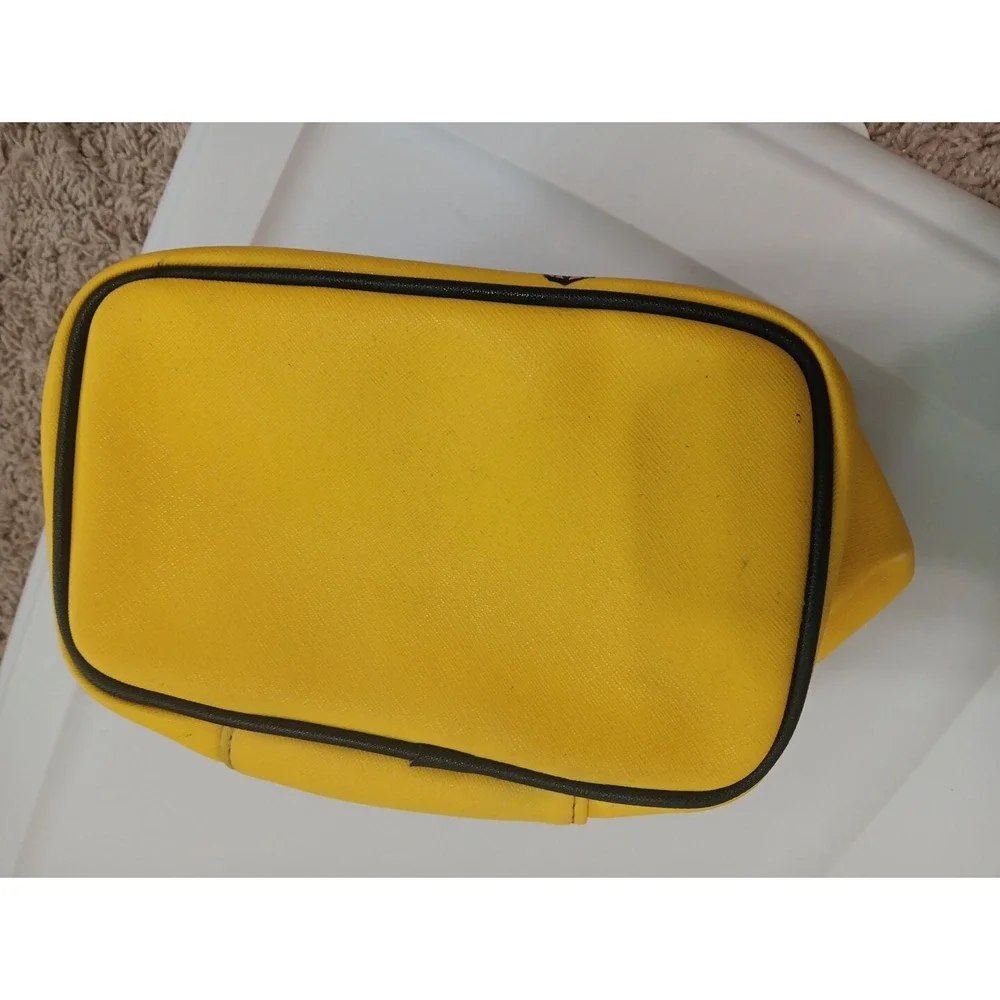 Izak New York Cosmetic‎ Bag Yellow 'Speak Love' NYC